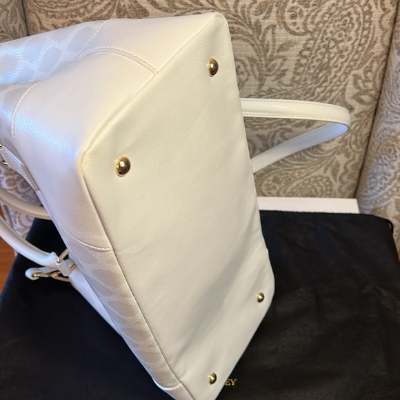 Like NEW Vera Bradley Emma Satchel in Ikat Diamonds Oyster all Genuine Leather - Picture 3 of 12